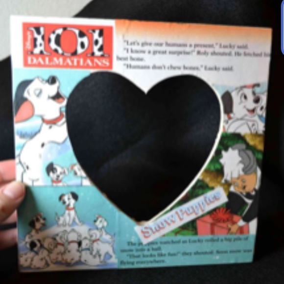 2 Handmade decoupaged Disney Dalmatians heart shaped picture frames puppies set - Picture 3 of 7